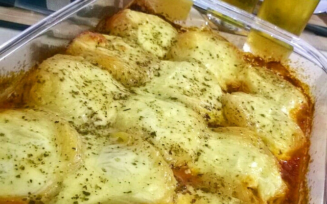 Macarrão ninho recheado