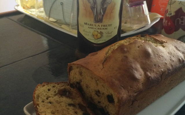 Bolo inglês de ameixa, chocolate e castanhas