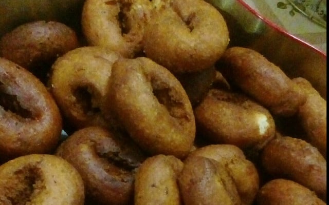 Biscoito frito de trigo