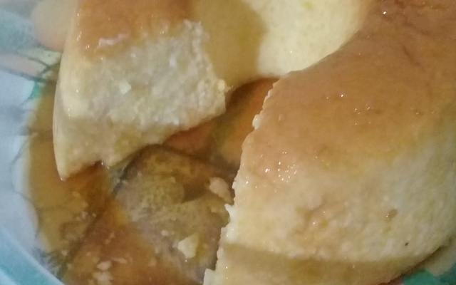 Pudim de canjiquinha amarela á lá Simonê