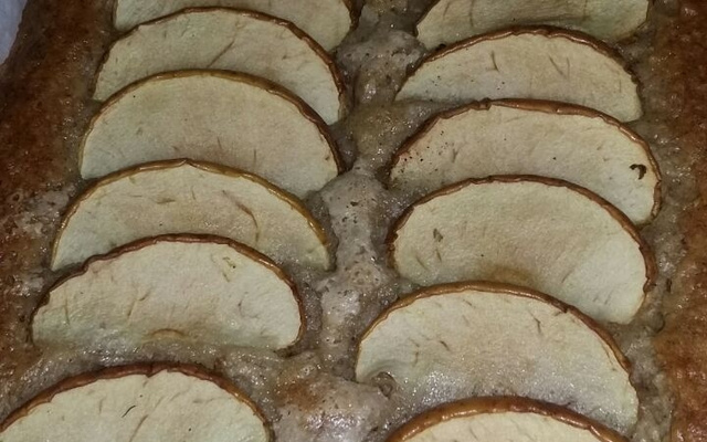 Bolo de banana e maçã