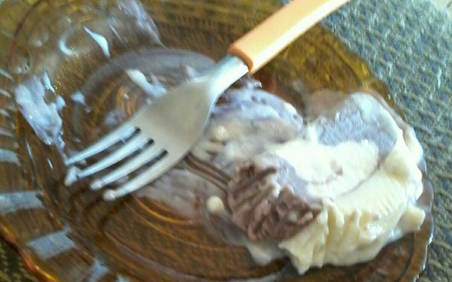 Sorvete com toddy ou nescau