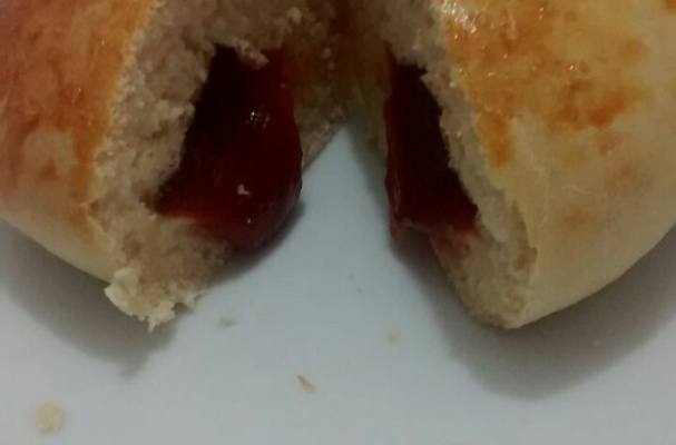 Pãozinho com goiabada
