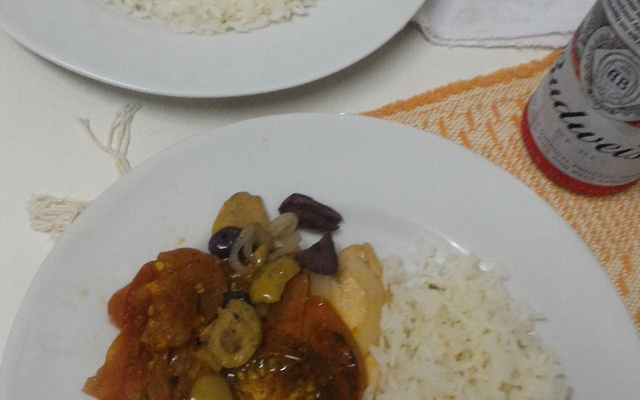 Salmão rápido de frigideira