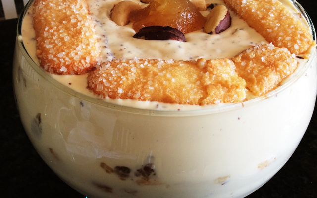 Pavê de cupuaçu com chocolate e castanha-do-pará