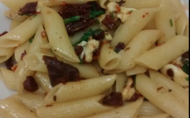 Penne rápido de domingo