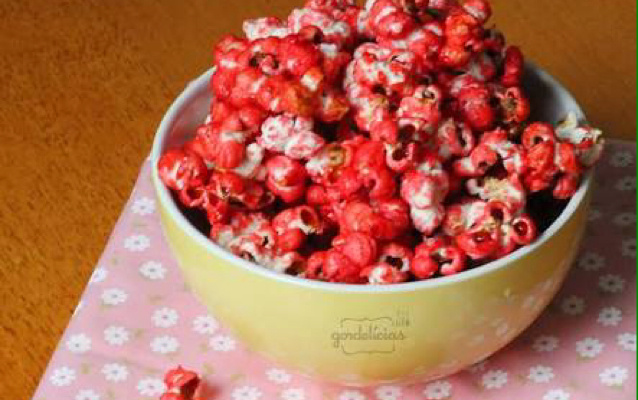 Calda de açúcar colorida para pipoca