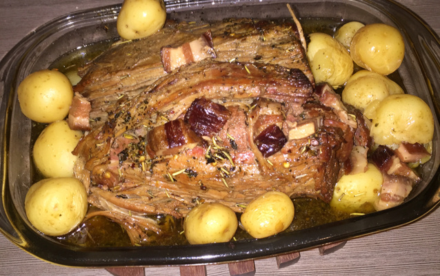 Carne assada recheada