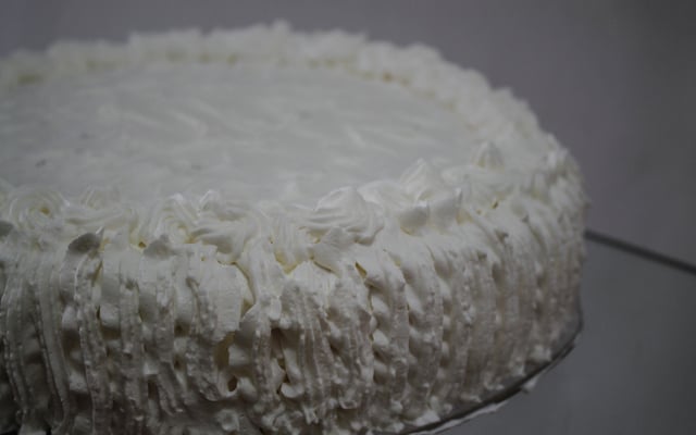 Bolo pão-de-ló com chantilly