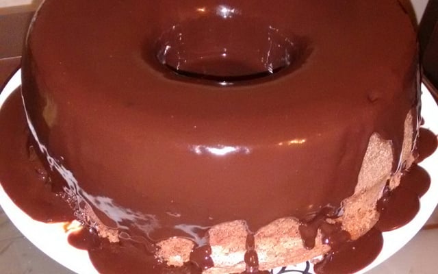 Bolo de chocolate de liquidificador
