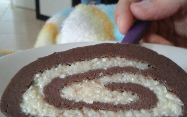 Rocambole gelado de leite em pó