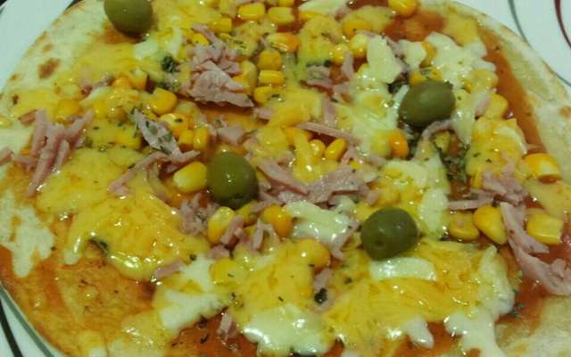 Pizza de frigideira sem fermento