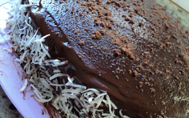 Bolo de Chocolate com Coco (Prestígio)