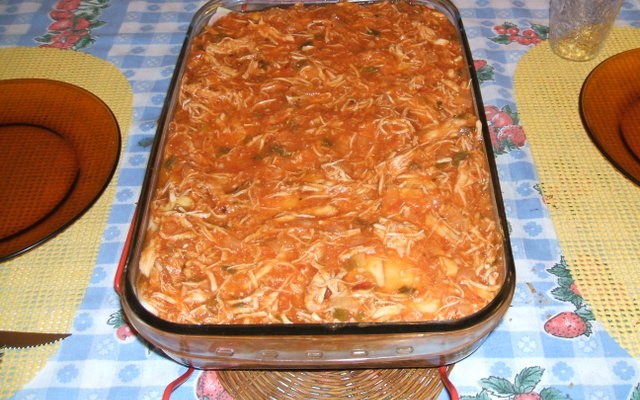 Lasanha ao molho de frango e catupiry