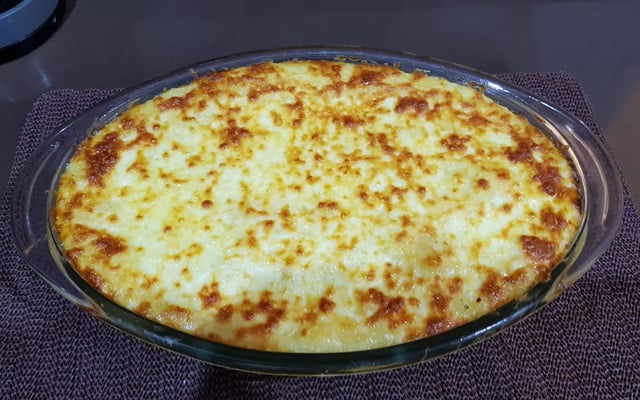 Escondidinho de mandioca com frango
