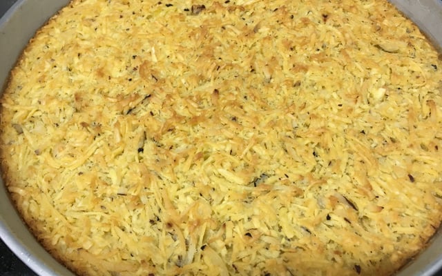 Bolo de aipim com coco cremoso