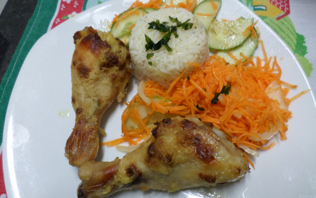 Frango com creme de cebola