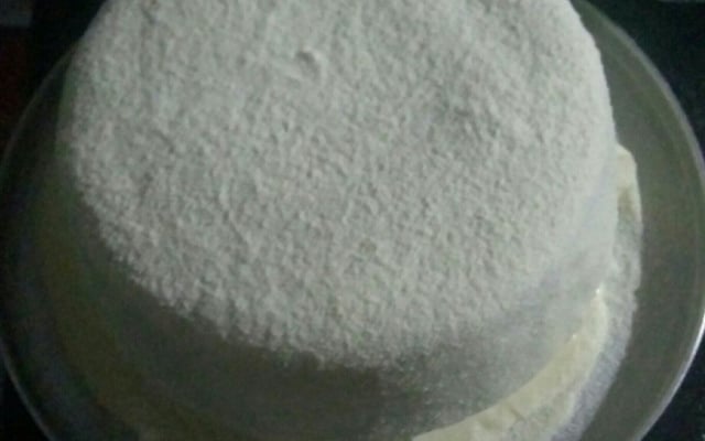 Bolo vulcão de leite ninho