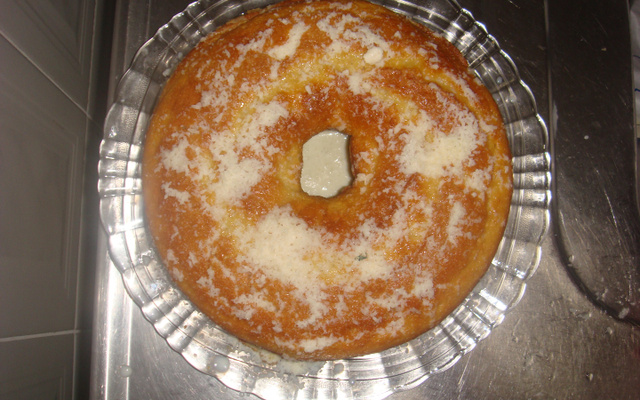 Bolo de coco molhadinho