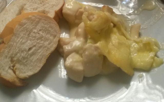 Frango cremoso com alho poró