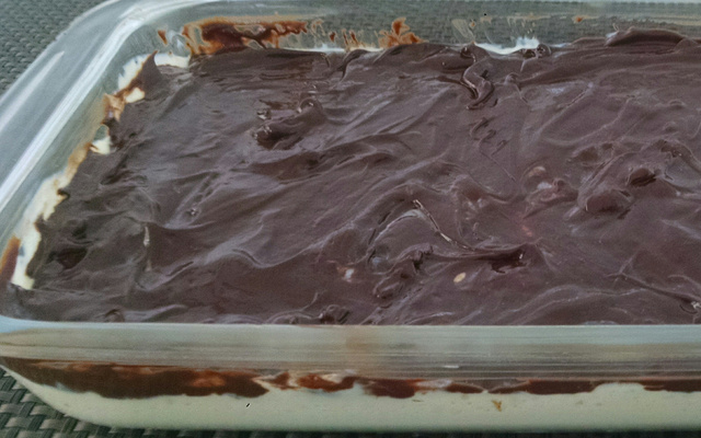 Mousse de limão com chocolate