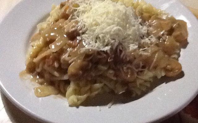 Espaguete ao molho funghi  (sem creme de leite)