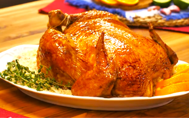 Frango recheado com farofa