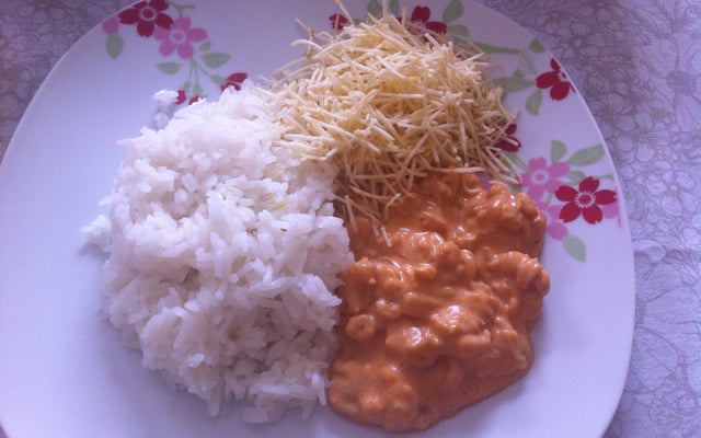 Estrogonofe de camarão