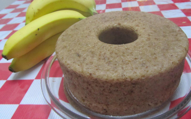 Bolo pão de banana de microondas