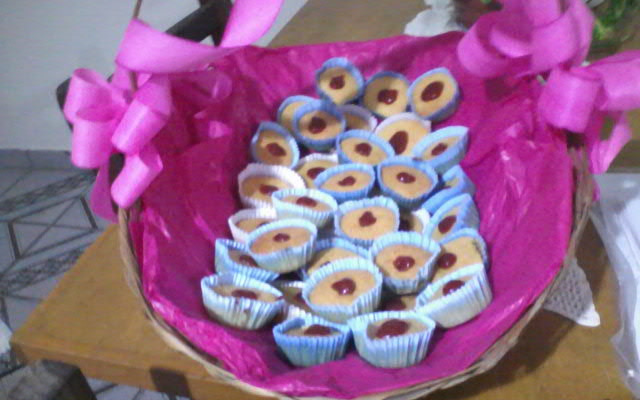 Cupcake de fubá com goiabada