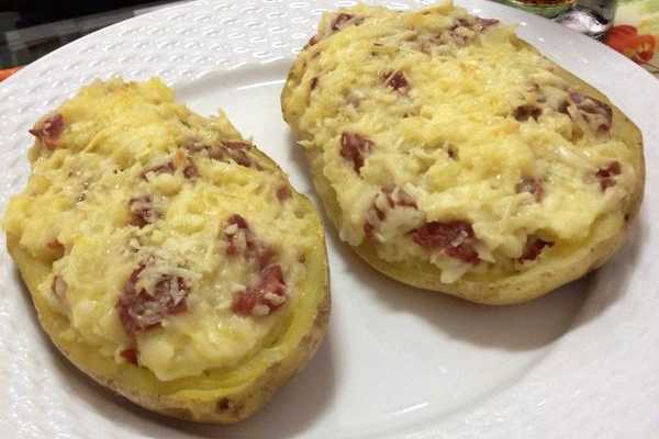 Batata recheada prática