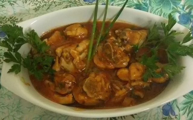 Frango ao molho de tomate