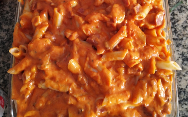 Penne ao molho de requeijão e bacon