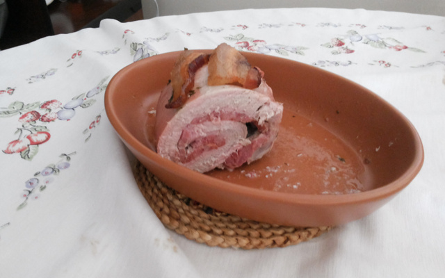 Medalhão assado de filé mignon suíno