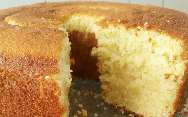 Bolo de limão
