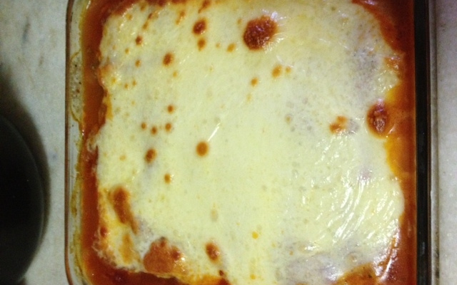 Lasanha de berinjela à bolonhesa