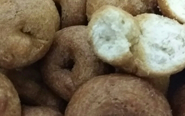 Biscoito frito da tia Claudia