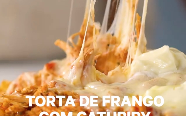 Torta de frango com catupiry