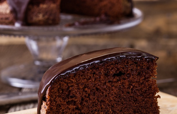 Bolo de chocolate com calda