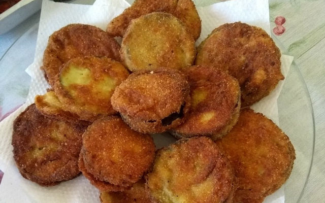 Berinjela a milanesa