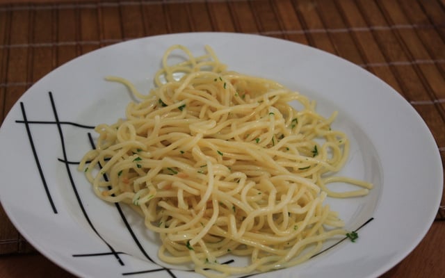 Espaguete ao alho e óleo