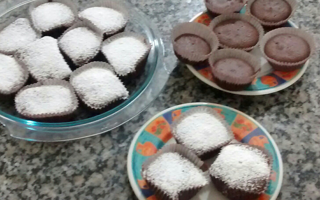 Muffin integral de chocolate e mel