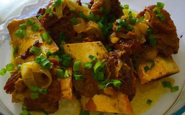 Costela de boi na panela de pressão sem água