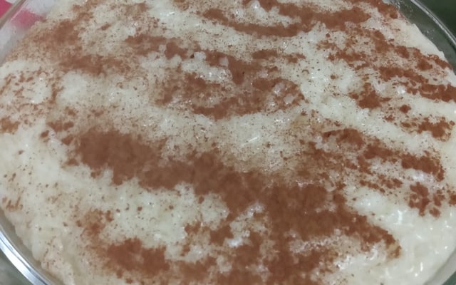 Arroz de leite cremoso com leite condensado