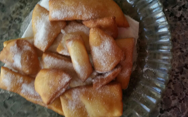 Bolinho de vento doce