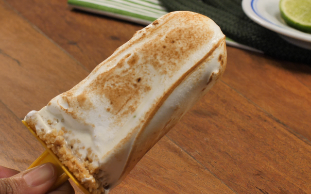 Torta de limão no palito
