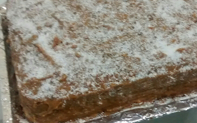 Bolo de aniversário de amendoim sem lactose