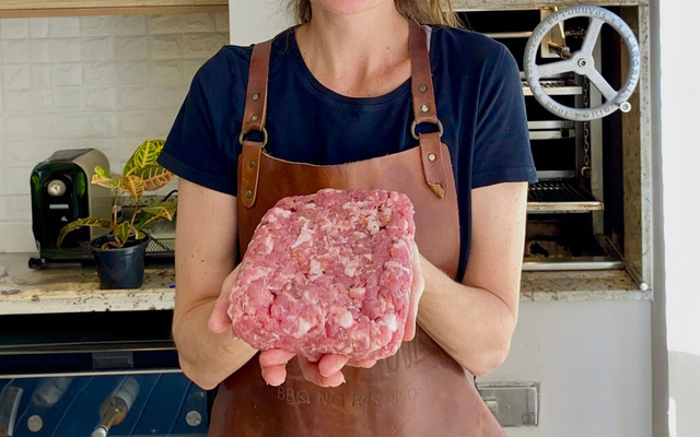 Manta de linguiça recheada