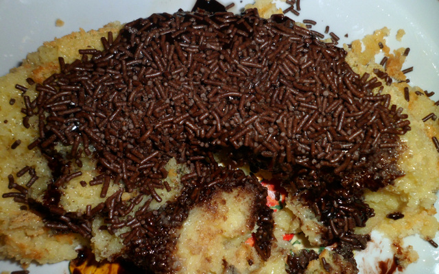 Bolo rápido da Tais