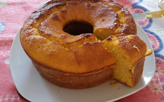 Bolo de Milharina